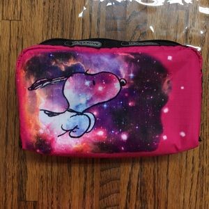 NWOT LeSportsac x Snoopy Cosmetic Pouch